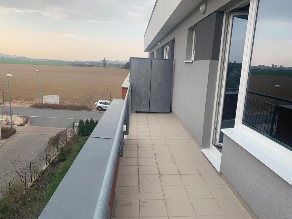 Apartment Iron Cube Prague Exterior photo